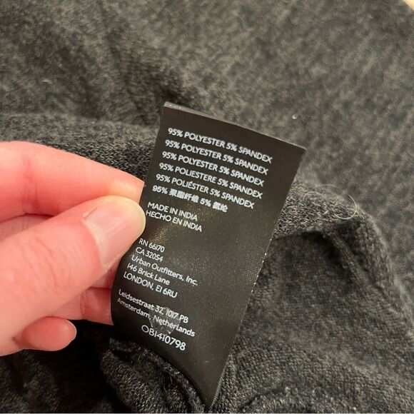 Anthropologie Dark Gray V-Neck Front Twist Long Sleeve Crop Sweater Size S - Picture 4 of 5